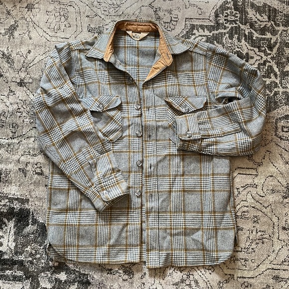 Vintage Woolrich Plaid Wool Flannel Shirt Jacket size large - Picture 4 of 9